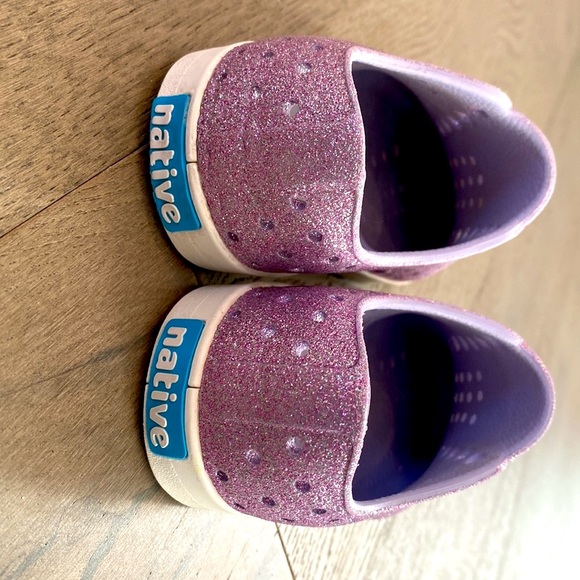 Native ✨sparkly ✨ pink-purple shoes - Picture 3 of 4